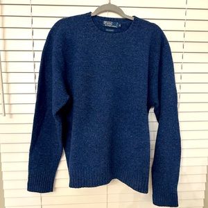 Men’s polo sweater in blue size large